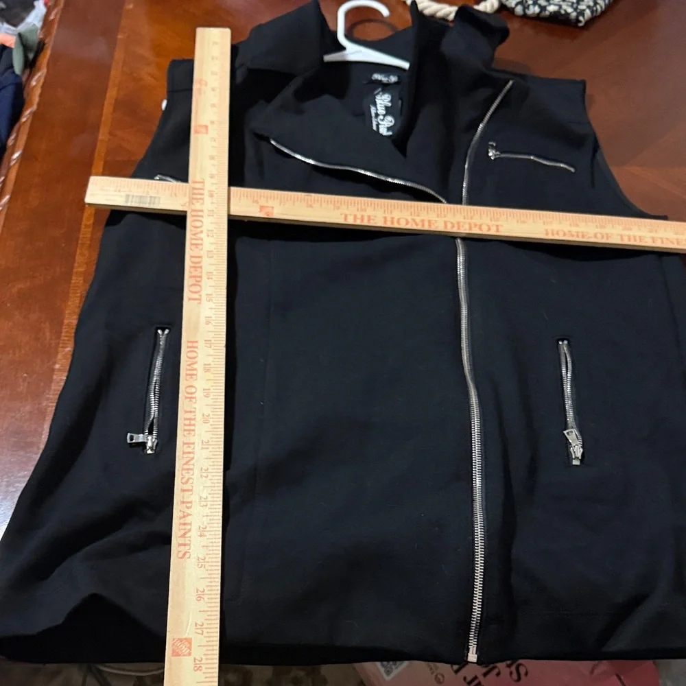 NWT Black Sleeveless moto style Vest with Silver Zippers made in USA L - Picture 8 of 10